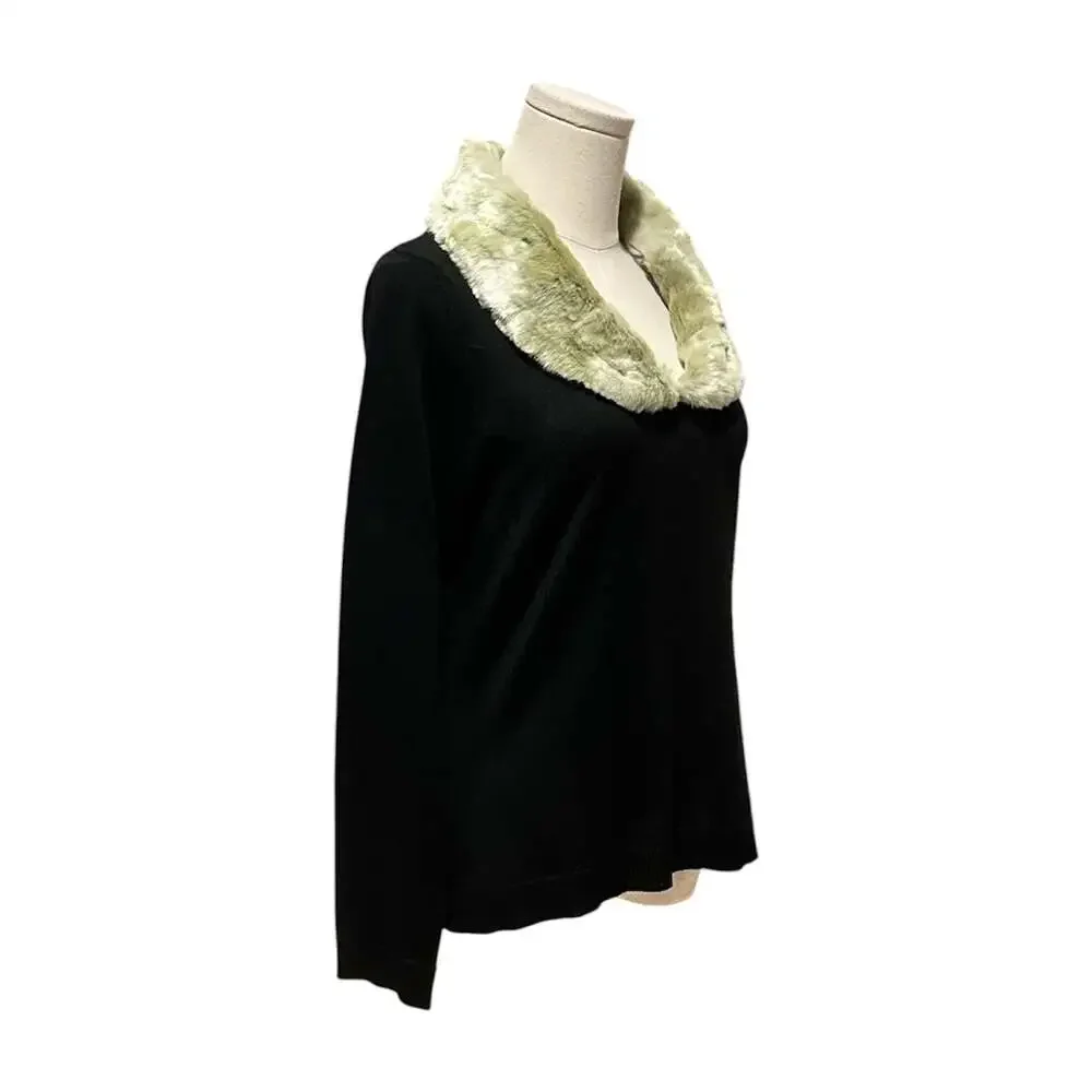 Michelle Nicole Black Sweater with Removable Faux Fur Collar Women’s Size Large